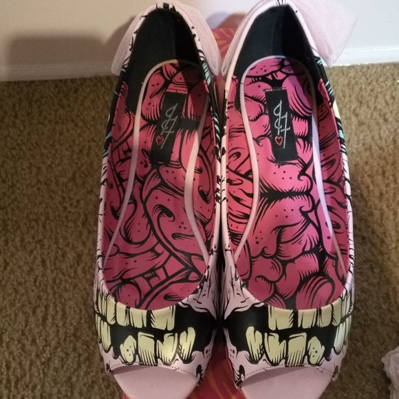 IRON FIST GRAVE DANCES FLATS - Picture 5 of 9